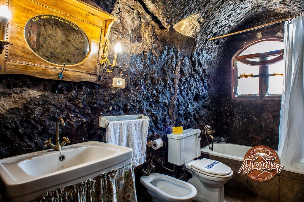 Hostal Casa Cueva El Mimo Artenara Exterior foto